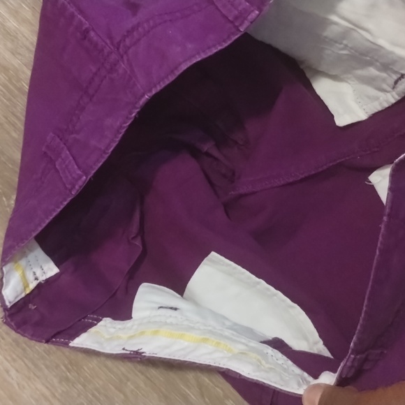 Old Navy Women Size 2 Favorite Purple Khakis Short - Picture 14 of 15